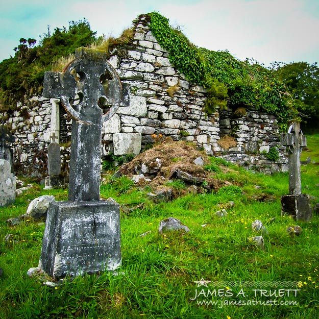 Graveyard and church ruins on Ireland's Mizen Peninsula