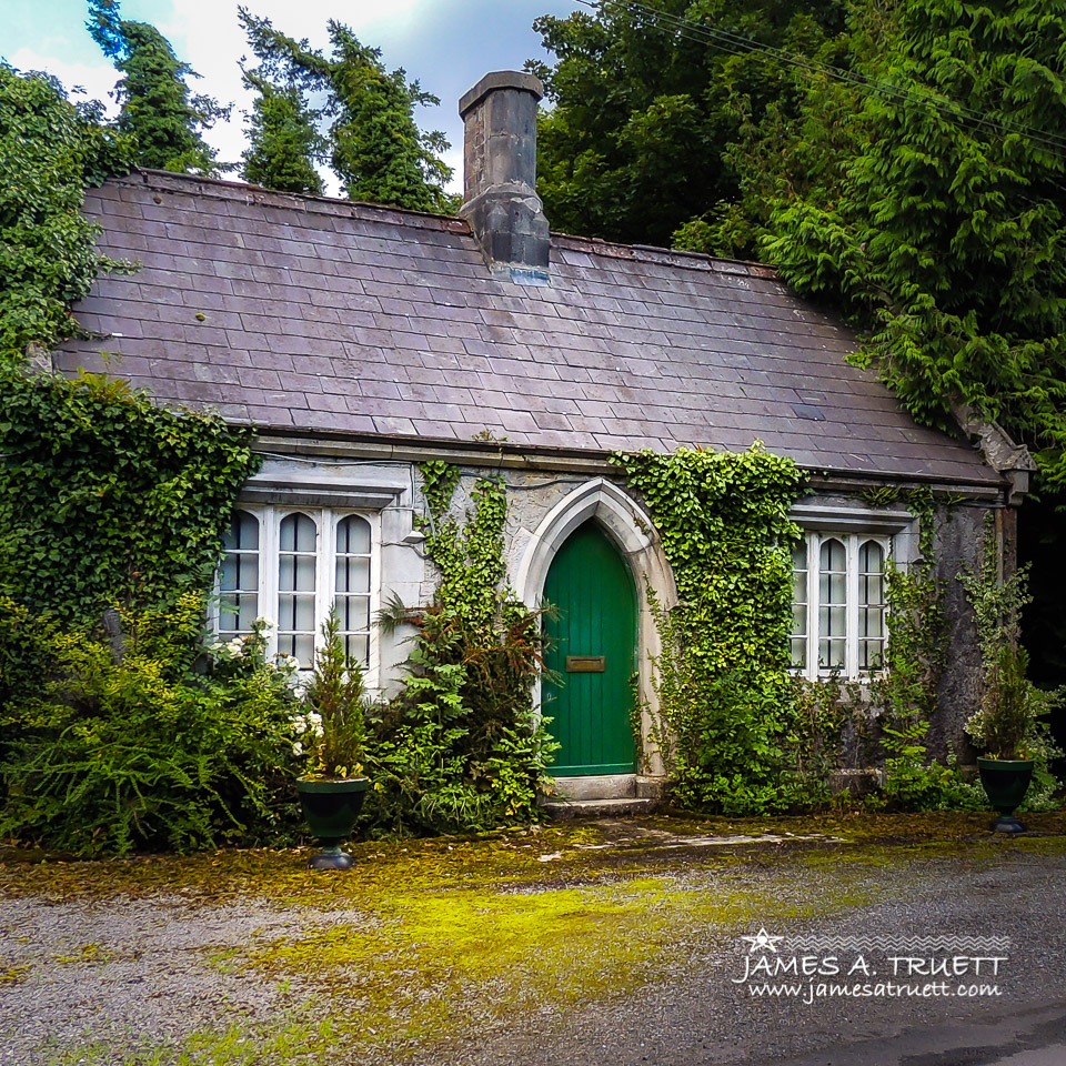 Portumna Castle Gate Lodge