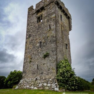 Muckinish Castle