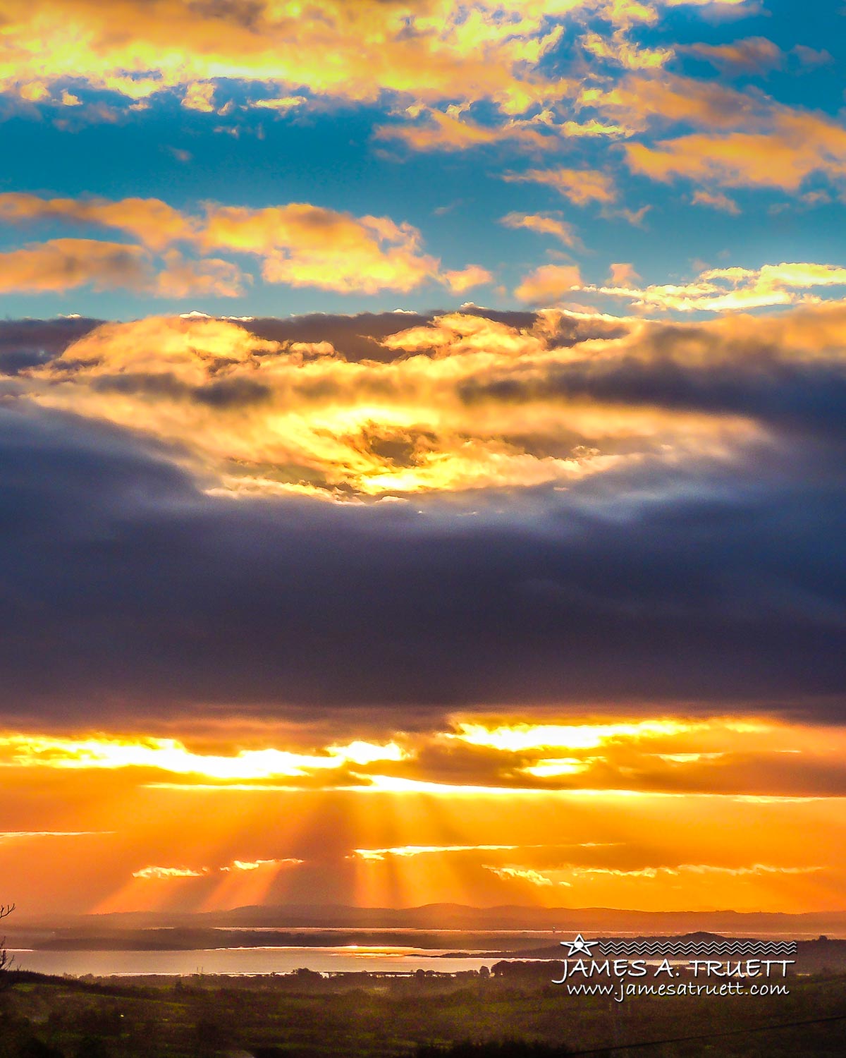 Sunbeams over Shannon Estuary